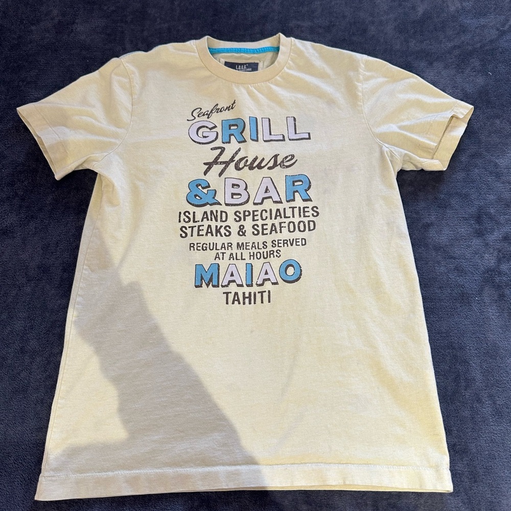 H&M Vintage Casual Cream Graphic Tee (SMALL)